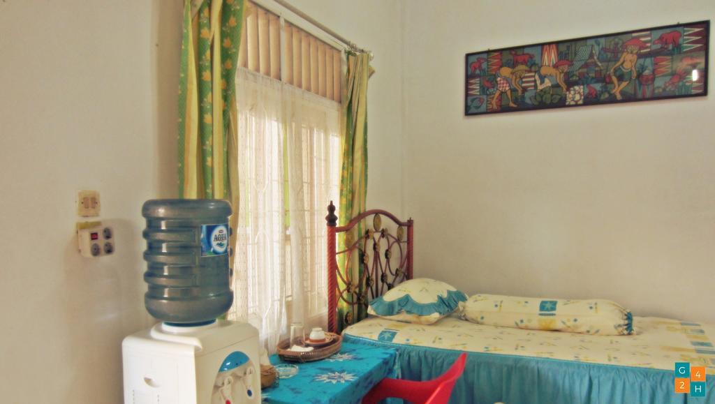 Griya 24 Homestay 棉兰 外观 照片