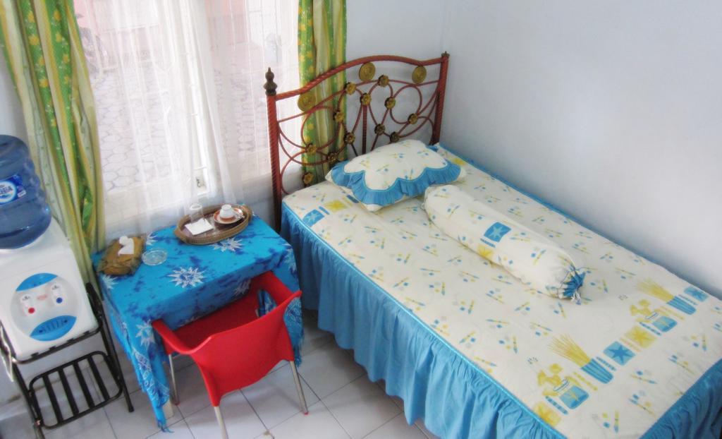 Griya 24 Homestay 棉兰 外观 照片