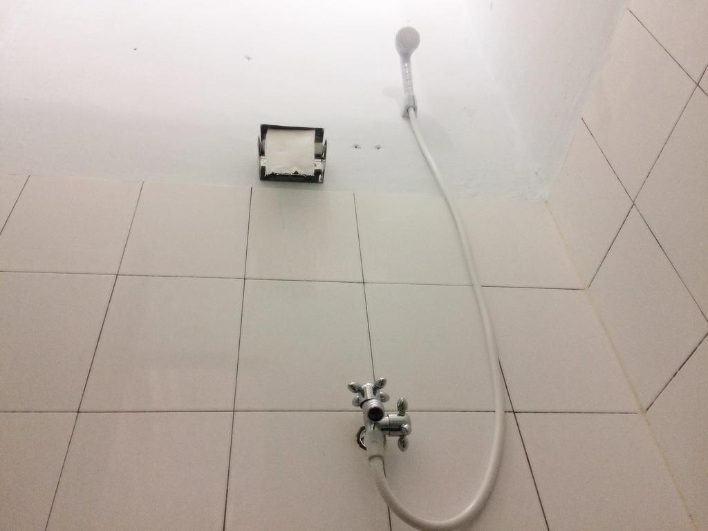Griya 24 Homestay 棉兰 外观 照片