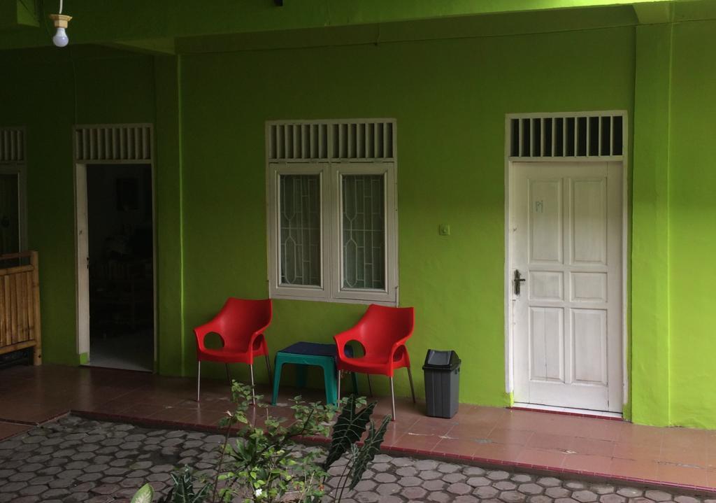 Griya 24 Homestay 棉兰 外观 照片
