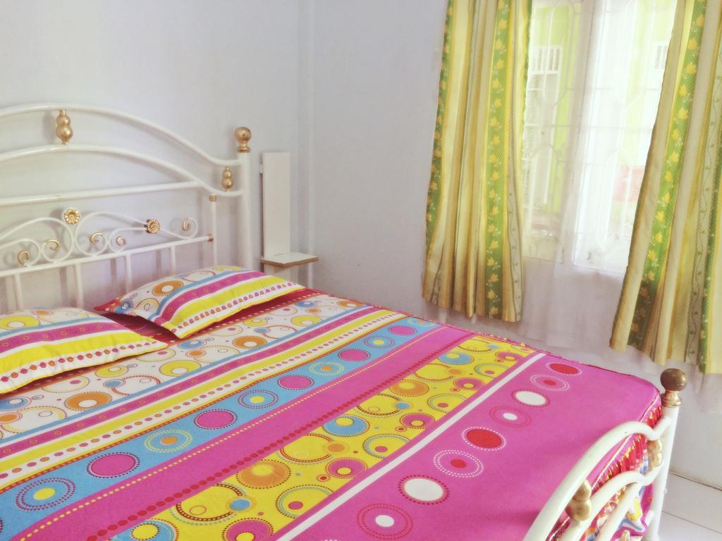 Griya 24 Homestay 棉兰 外观 照片