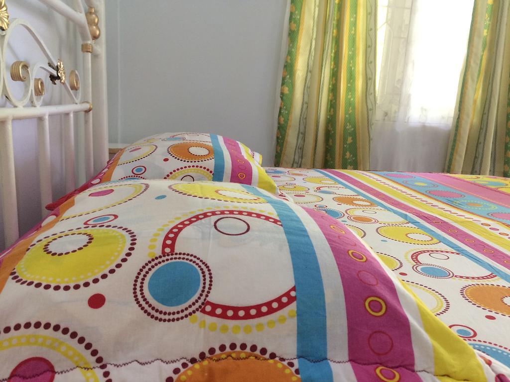 Griya 24 Homestay 棉兰 外观 照片